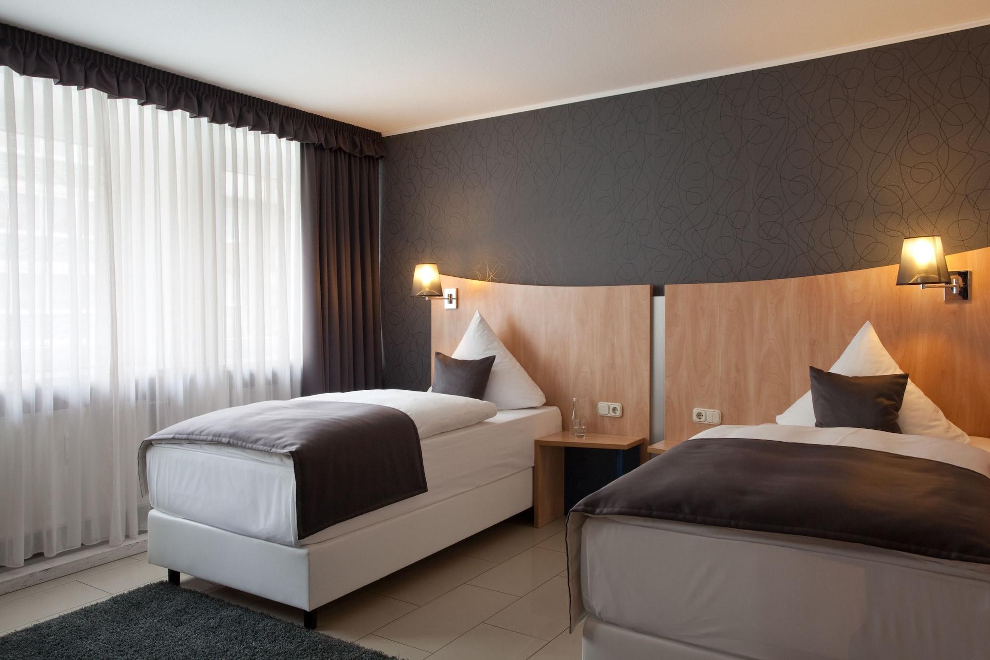 Hotel Asahi Dusseldorf Exterior photo